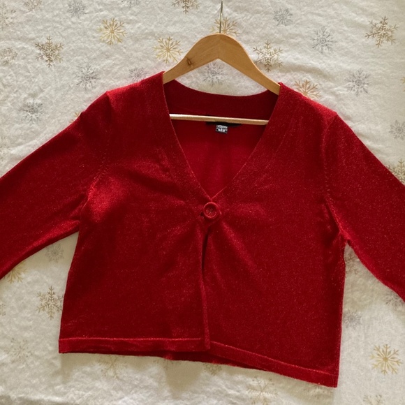 Size Large Valentine's Day Sweater - Picture 4 of 5